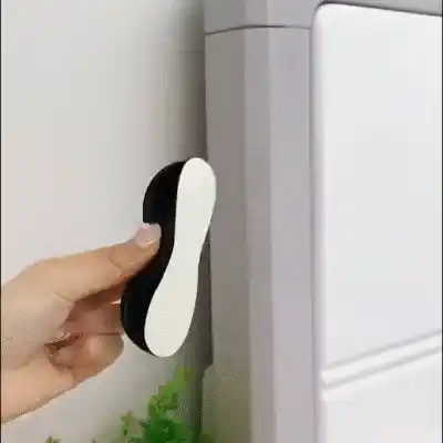 Cord organizer in action